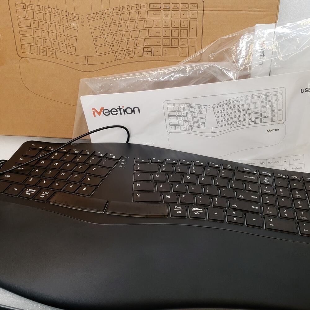 Meetion K2000 Ergonomic Wired Keyboard with Wrist Rest (Black)